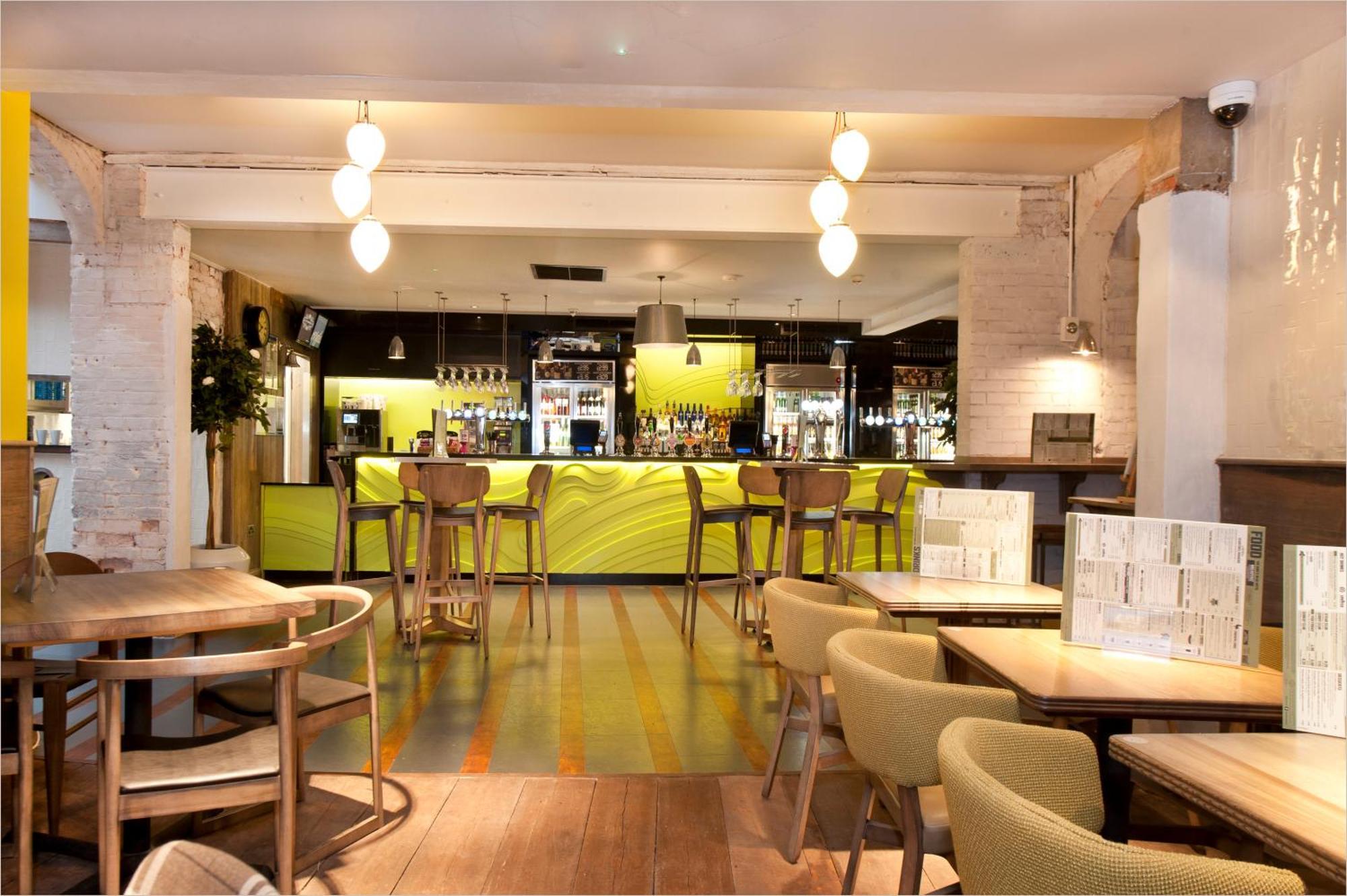 The King'S Head Hotel Wetherspoon Beccles Esterno foto