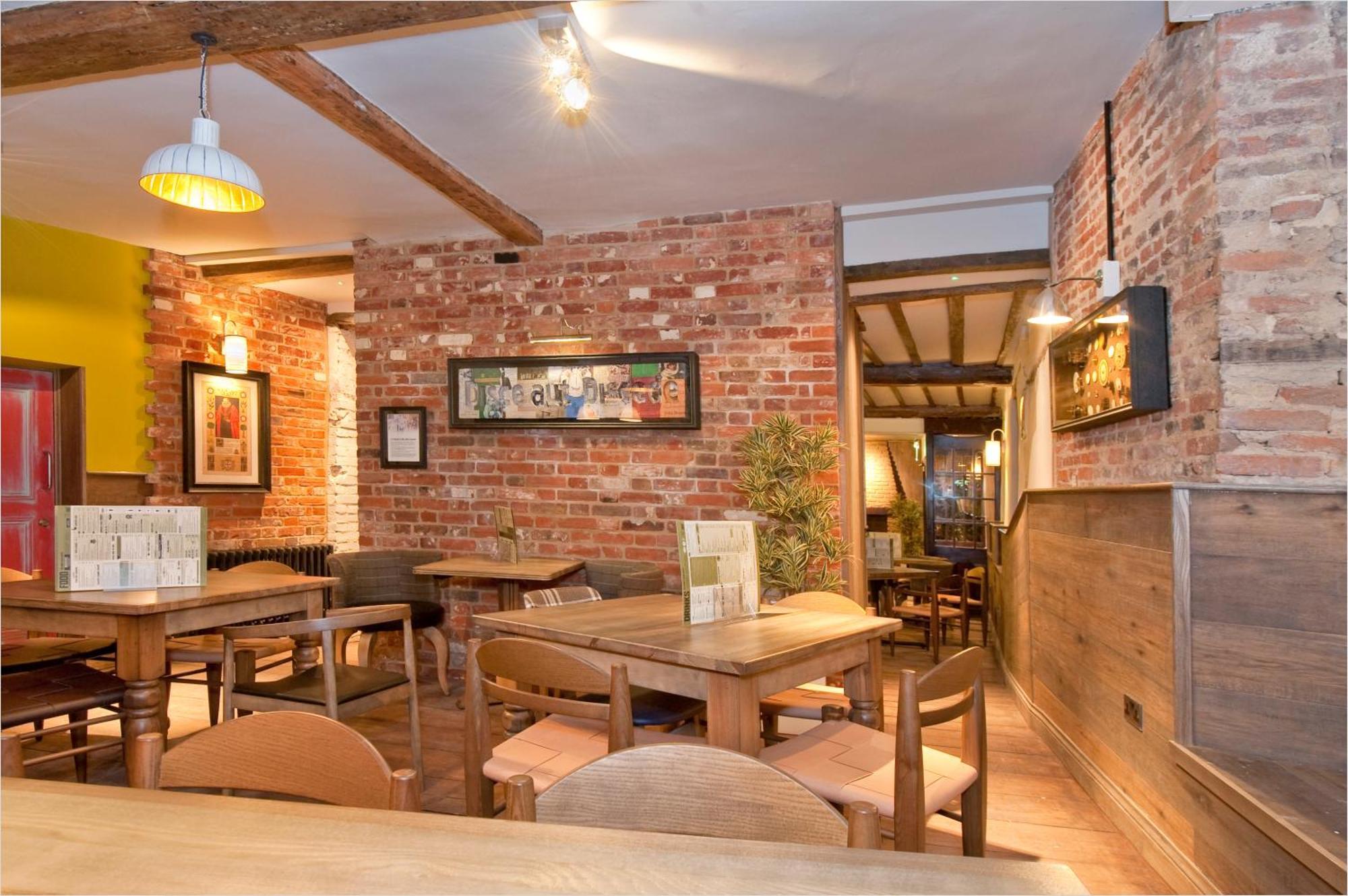 The King'S Head Hotel Wetherspoon Beccles Esterno foto