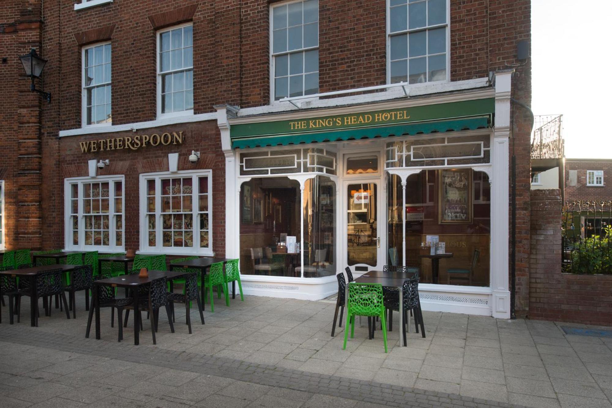 The King'S Head Hotel Wetherspoon Beccles Esterno foto