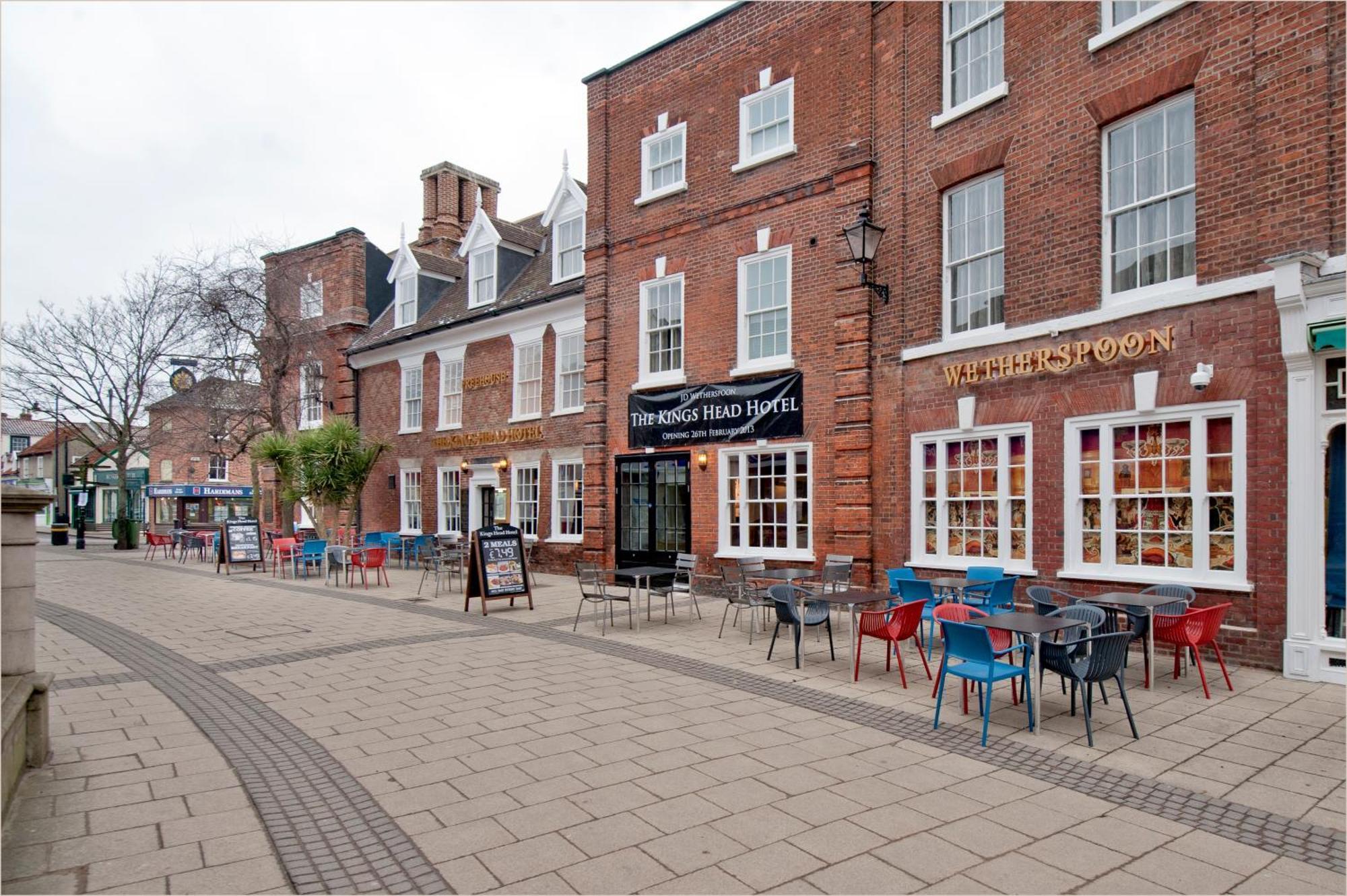 The King'S Head Hotel Wetherspoon Beccles Esterno foto
