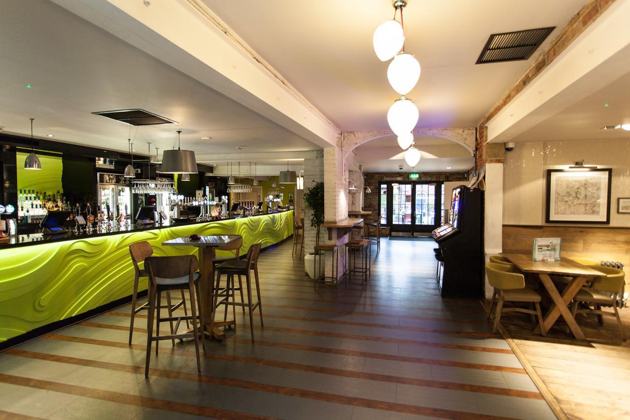 The King'S Head Hotel Wetherspoon Beccles Esterno foto