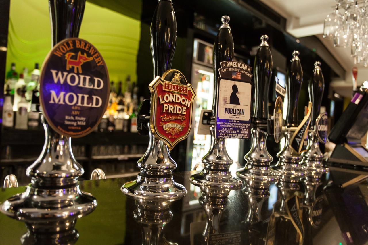 The King'S Head Hotel Wetherspoon Beccles Esterno foto